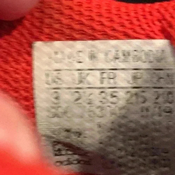 Adidas predator soccer shoes in good used condition. - Picture 4 of 6